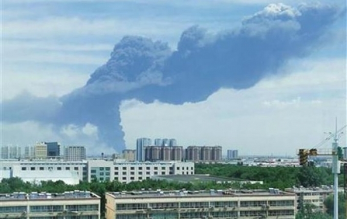 В Китае произошел пожар на крупном химзаводе - СМИ (видео)