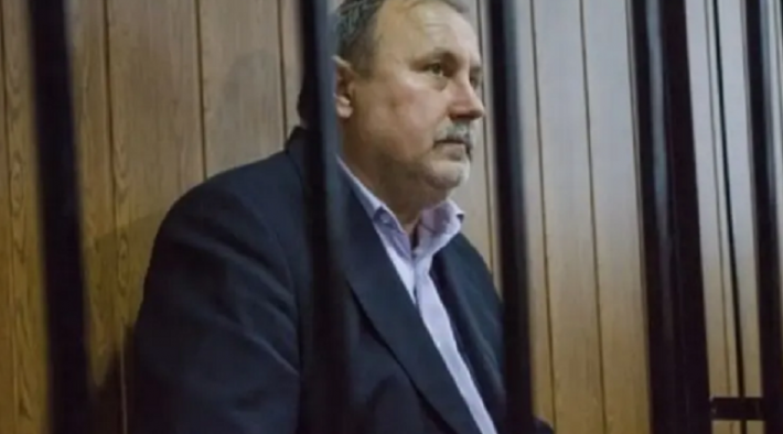 Суд Николаева оправдал чиновника, у которого нашли тоннели с золотом. Он расплакался