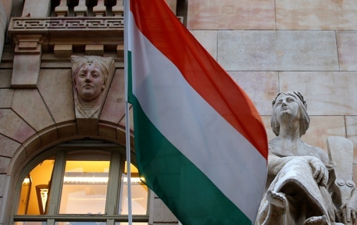 В Венгрии запретили пропаганду гомосексуализма среди молодежи