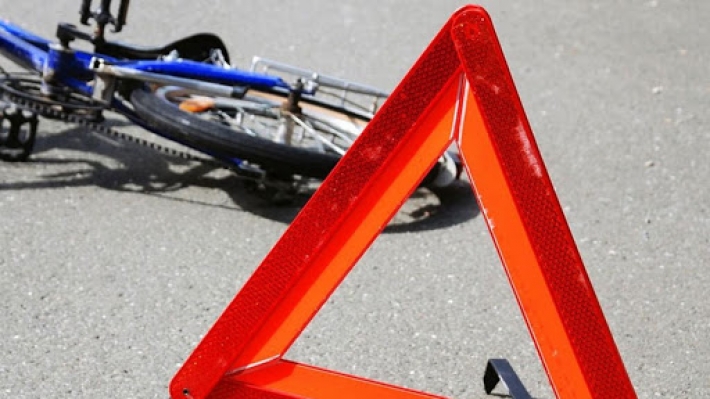 На трассе под Мелитополем насмерть сбили велосипедиста