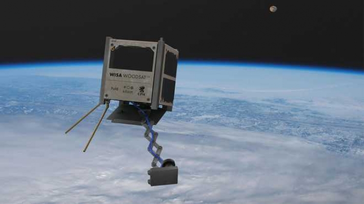 Первый в истории деревянный спутник отправят в космос уже до конца 2021 года: фото