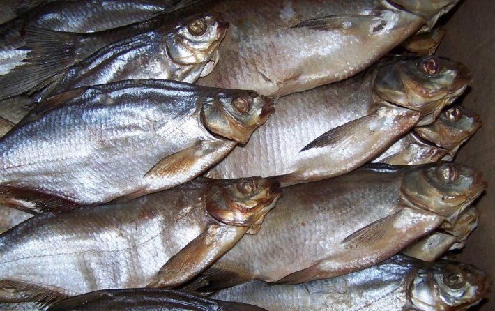Для любителей вяленой рыбы - сколько в Мелитополе доз сыворотки от ботулизма есть