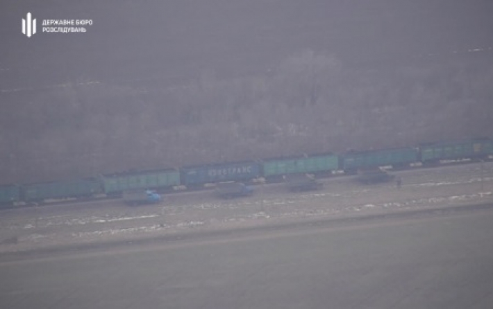 В Запорожской области разворовывали грузовые вагоны с углем (видео)