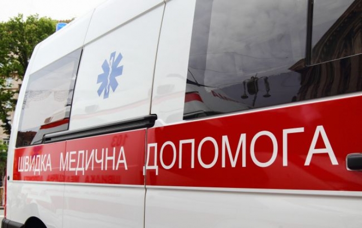 В Одессе девочка выпала с 9 этажа: жизнь ей спасла счастливая случайность (фото)