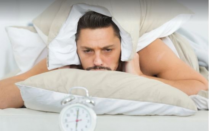 Ученые узнали, с какой стороны кровати лучше спать