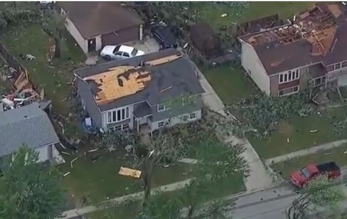В Чикаго торнадо вызвал массовые разрушения (видео)