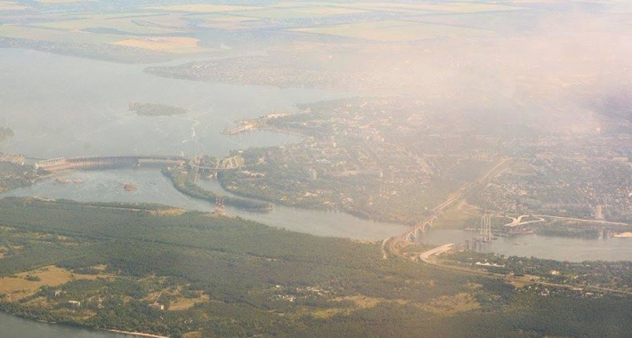 В Запорожье зарегистрировали высокую концентрацию пыли и формальдегида