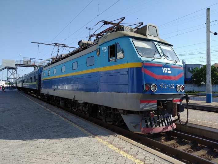 Укрзалізниця обделила Мелитополь поездами ко Дню Конституции