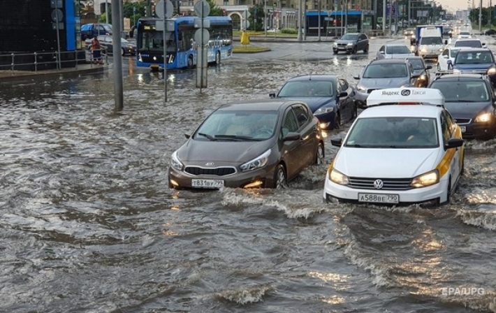 Москву затопил 