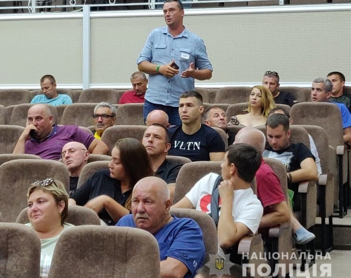 Предпринимателей в Кирилловке от рэкетиров будет защищать полиция (фото)