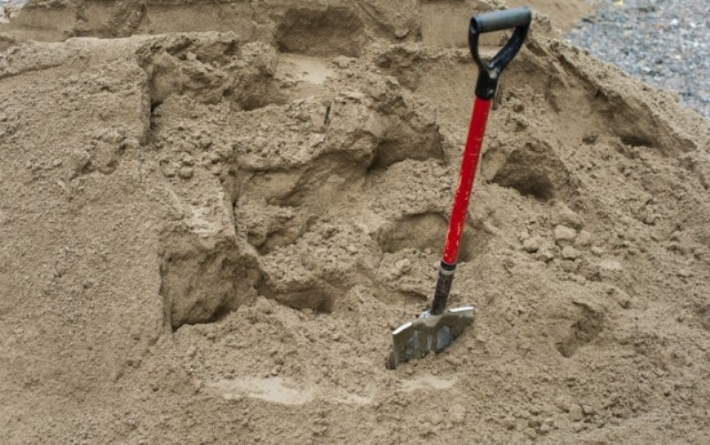 Сколько случаев хищения песка в Кирилловке и Примпосаде разоблачили