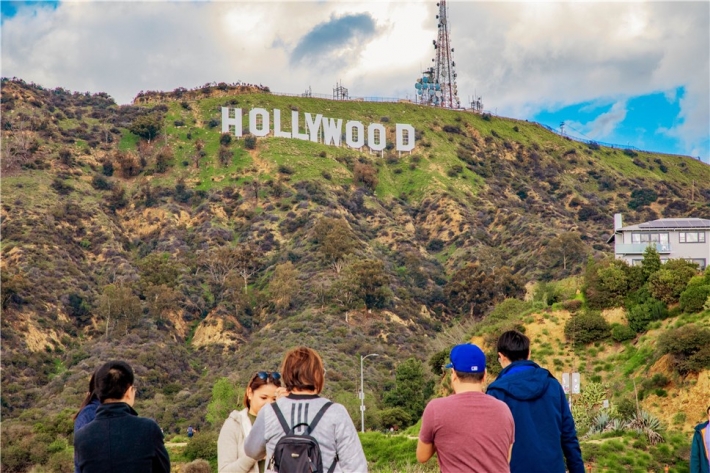 Мелитопольская черешня добралась до Голливуда – Ким Кардашьян в черешневом стиле (фото)