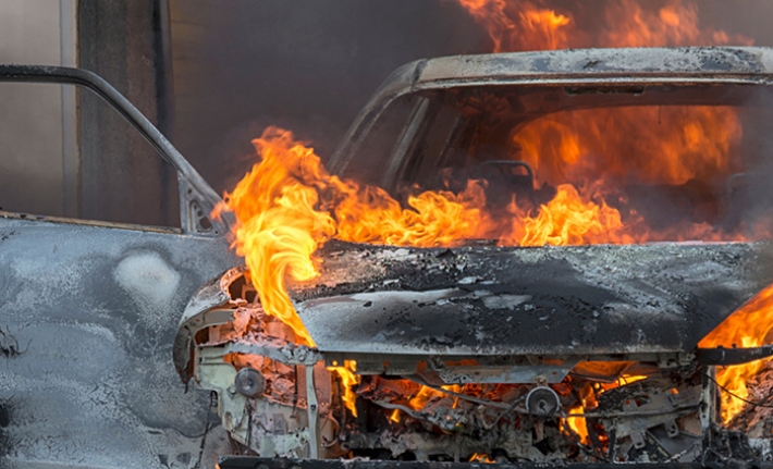 В Запорожье ночью сгорел «BMW»