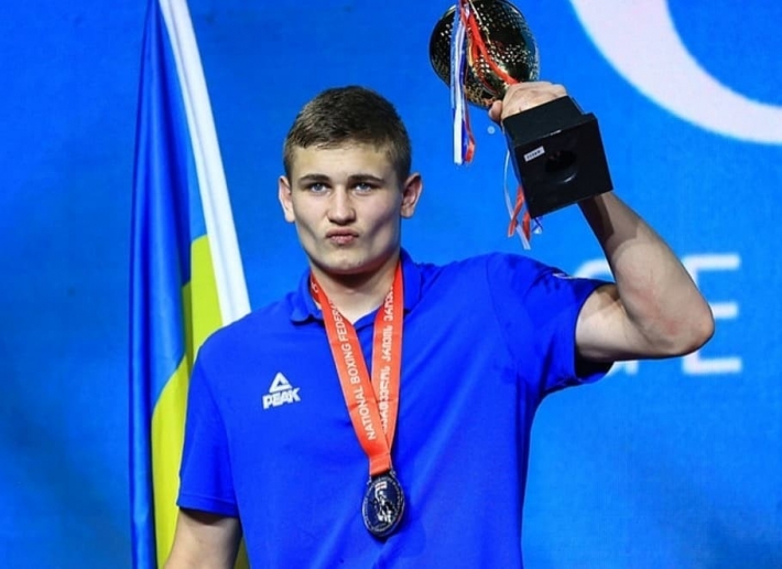 Боксер из Мелитополя стал серебряным призером Чемпионата Европы