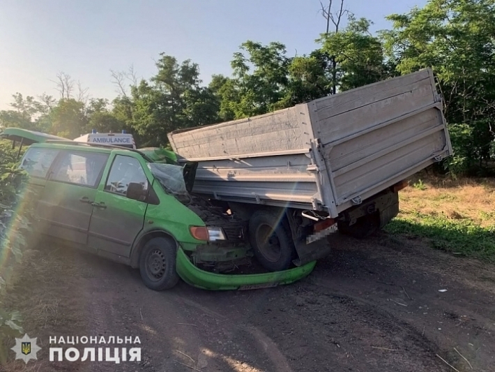 В Запорожской области произошло серьезное ДТП с участием грузовика
