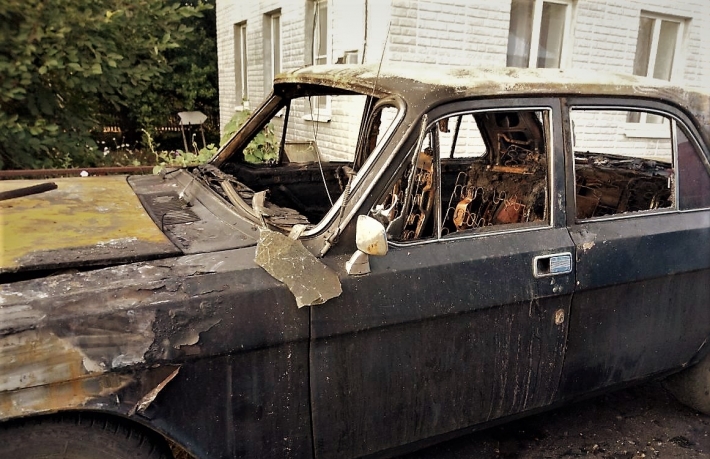 В Мелитопольском районе горел автомобиль (фото)
