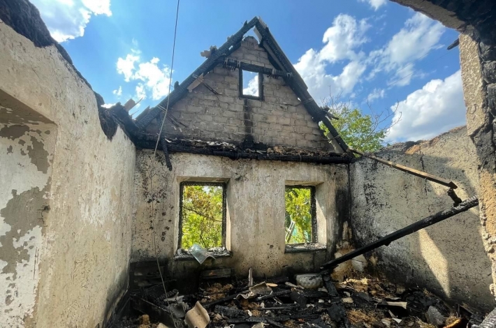 В Мелитополе дотла сгорел дачный дом (фото)