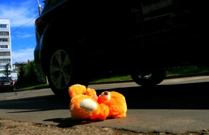 В Запорожской области в ДТП перевернулась машина с детьми (фото,видео)