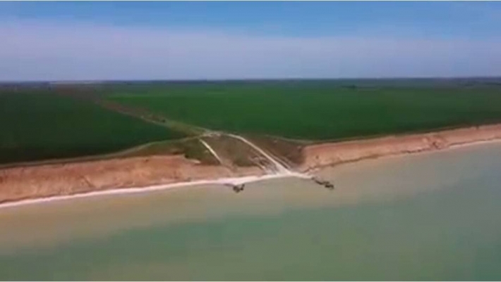 На Азовском море обнаружено «место силы» с целебными источниками и крутыми фотозонами (видео)