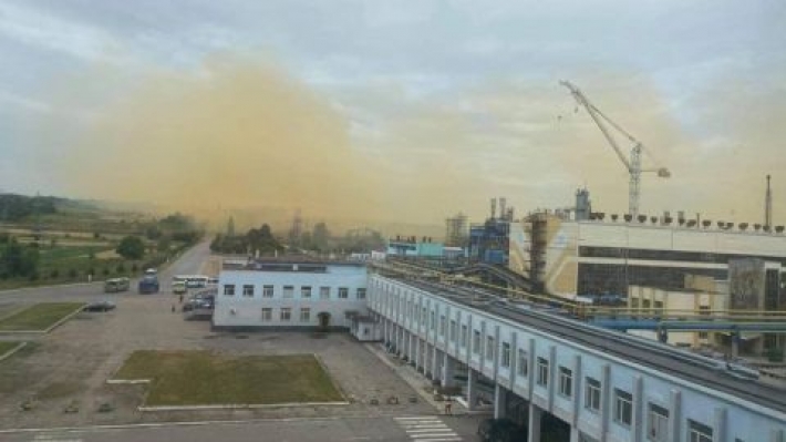 На химзавод приехала власть, в больнице развернули места: что происходит на предприятии под Ровно, где произошла авария