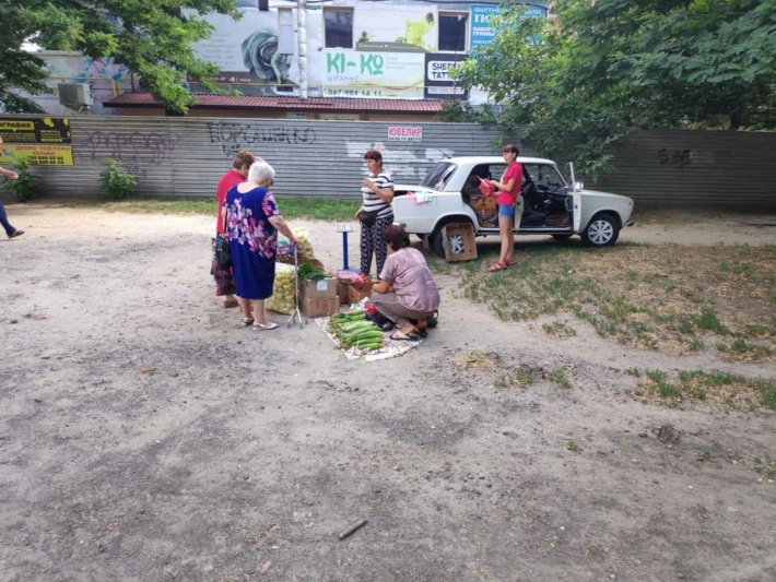 В Мелитополе продавцы кукурузы не успели спрятаться от инспекторов (фото)