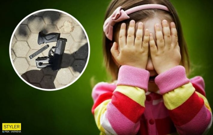 В Кривом Роге мужчина на детской площадке угрожал детям оружием (фото)
