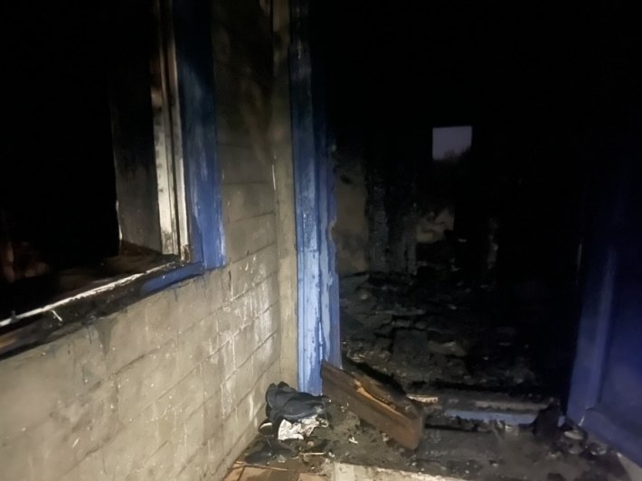 В Мелитополе в масштабном пожаре выгорел дом (фото)