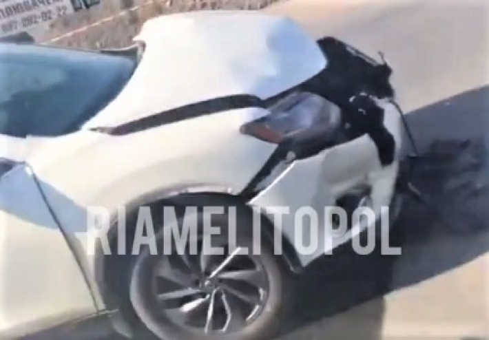 В Мелитополе столкнулись две иномарки (видео)