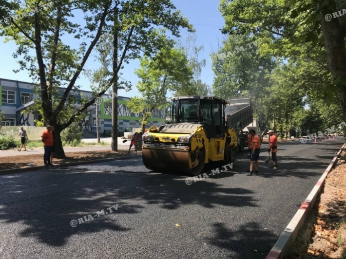 В Мелитополе подходит к завершению ремонт улицы Гризодубовой (фото, видео)