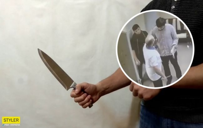 Под Одессой мужчина с ножом устроил дебош в сельском совете: его обезоружил посетитель (видео)