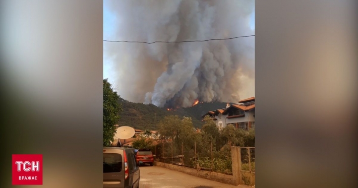 "Я увидел огненное торнадо": туристы рассказали об апокалиптическом отдыхе в Турции (Фото)