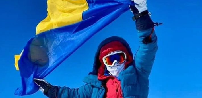 Вторая после Эвереста. Украинка покорила одну из самых сложных и высоких гор мира