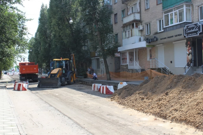 Мэр Мелитополя Иван Федоров рассказал, когда на улице Шмидта ремонт завершится (фото, видео)