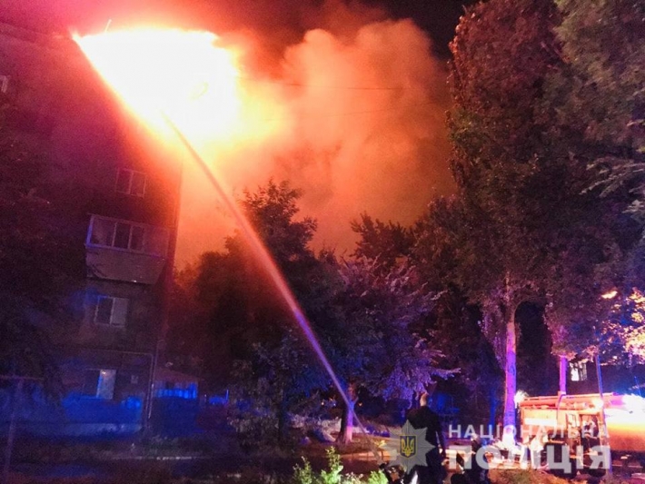В Запорожье полиция расследует обстоятельства пожара в многоэтажке