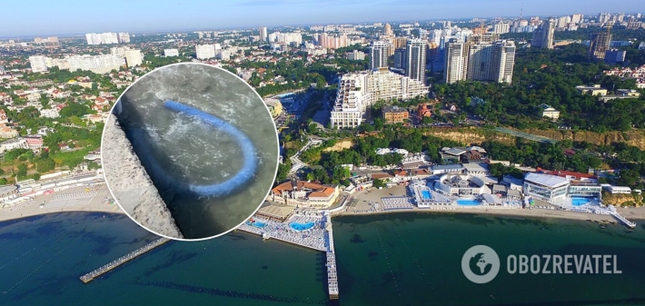 Пластиковые трубы плавают прямо в море: туристы раскритиковали пляжи в Одессе (Видео)