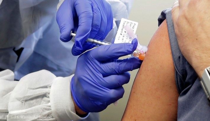 Как влияет вакцина от коронавируса на щитиводную железу