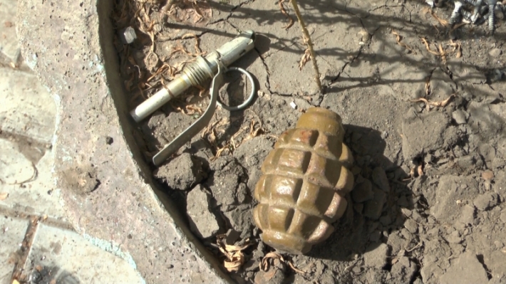 В селе Мелитопольского района обнаружили гранату (фото)