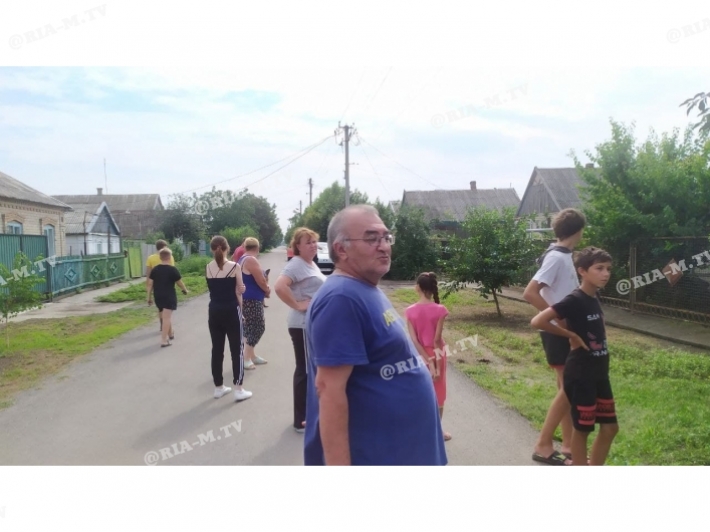 В Мелитополе жители улицы ополчились против электросети - (фото, видео)