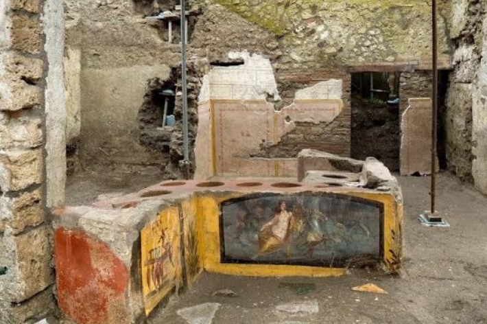 В Помпеях древнеримский фаст-фуд возрастом 2000 лет открыли для туристов: фото и видео