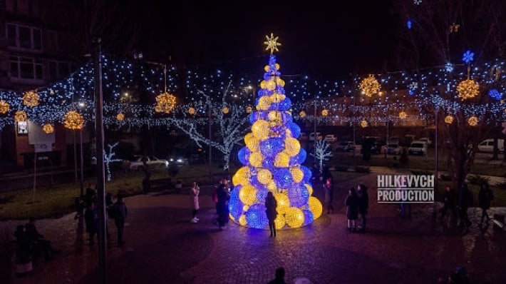 Сколько в этом году в Мелитополе на новогоднюю иллюминацию потратить собираются
