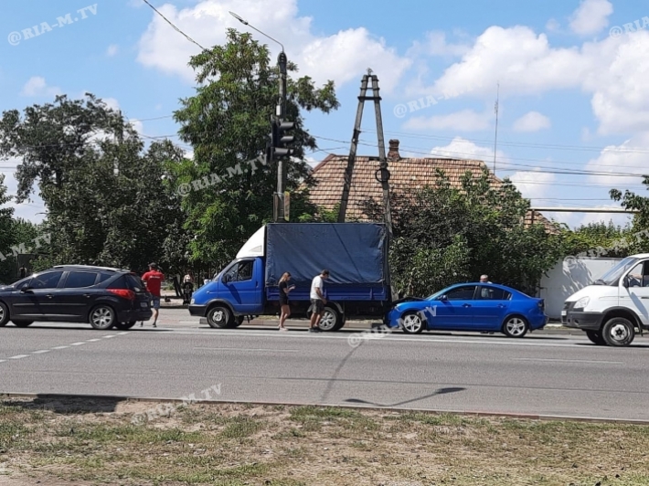 В Мелитополе очередная авария на опасном перекрестке (фото)