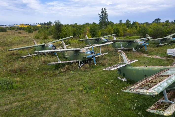 Под Запорожьем обнаружили кладбище самолетов (фото, видео)