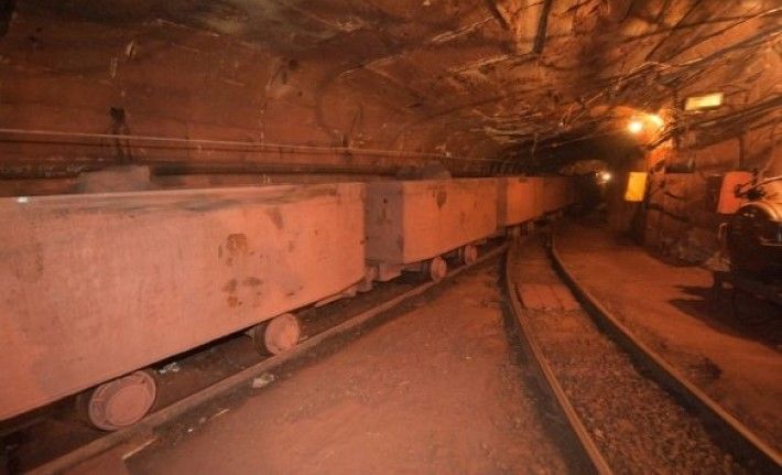 В Запорожской области в шахте погиб машинист электровоза