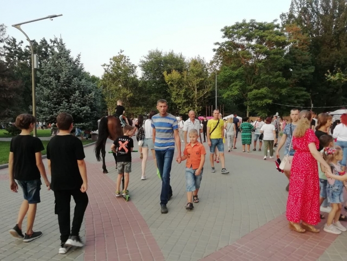 День Независимости вместе - как в Мелитополе гуляют (фото, видео)
