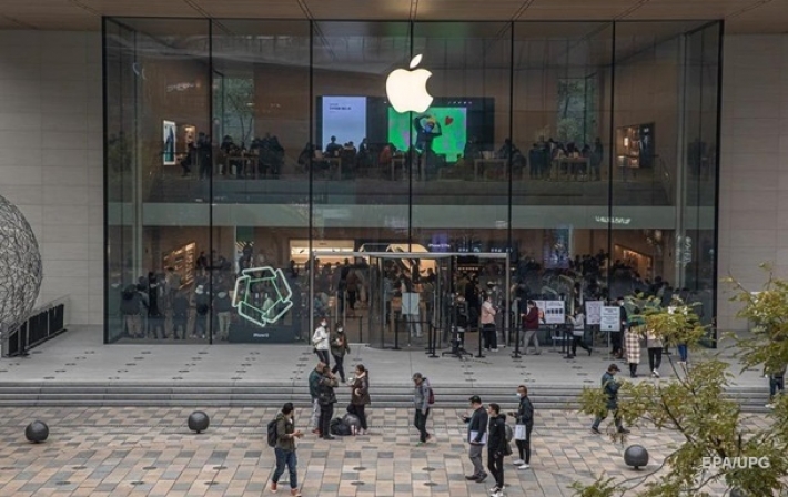 Гендиректор Apple получил от компании акций на $750 млн