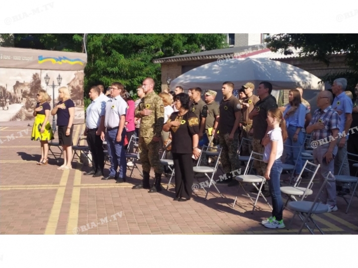 В Мелитополе трогательно вспомнили тех, кто погиб за Украину (фото, видео)