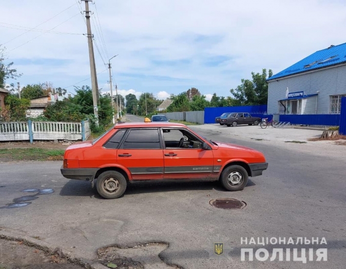 В Запорожской области рецидивист украл автомобиль у соседа (фото)