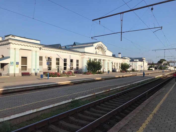 В расписании железнодорожного вокзала в Мелитополе минус один поезд