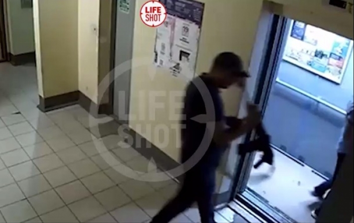 В Казани в лифте жилого дома из ружья застрелили мужчину (видео)