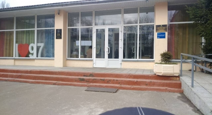 Детям тяжело дышать: в киевской школе произошел опасный инцидент